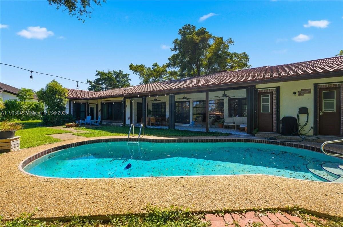 9431 Sea Turtle Ln