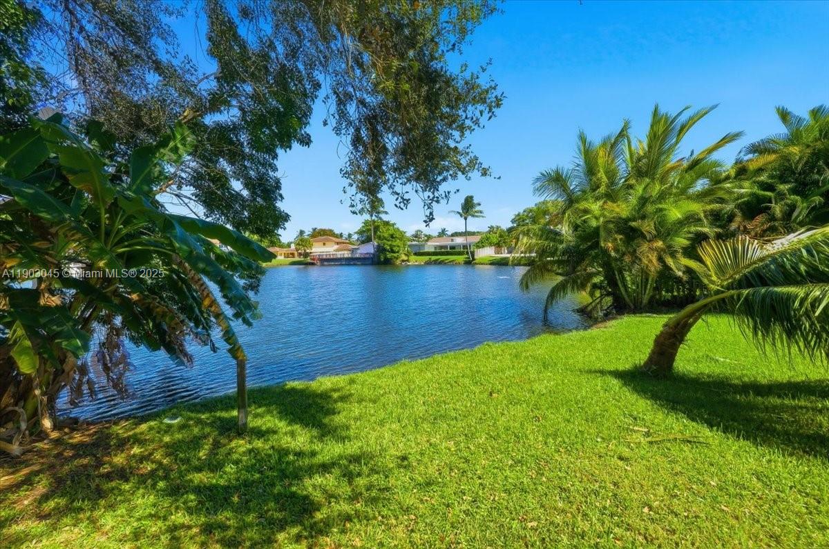 9431 Sea Turtle Ln