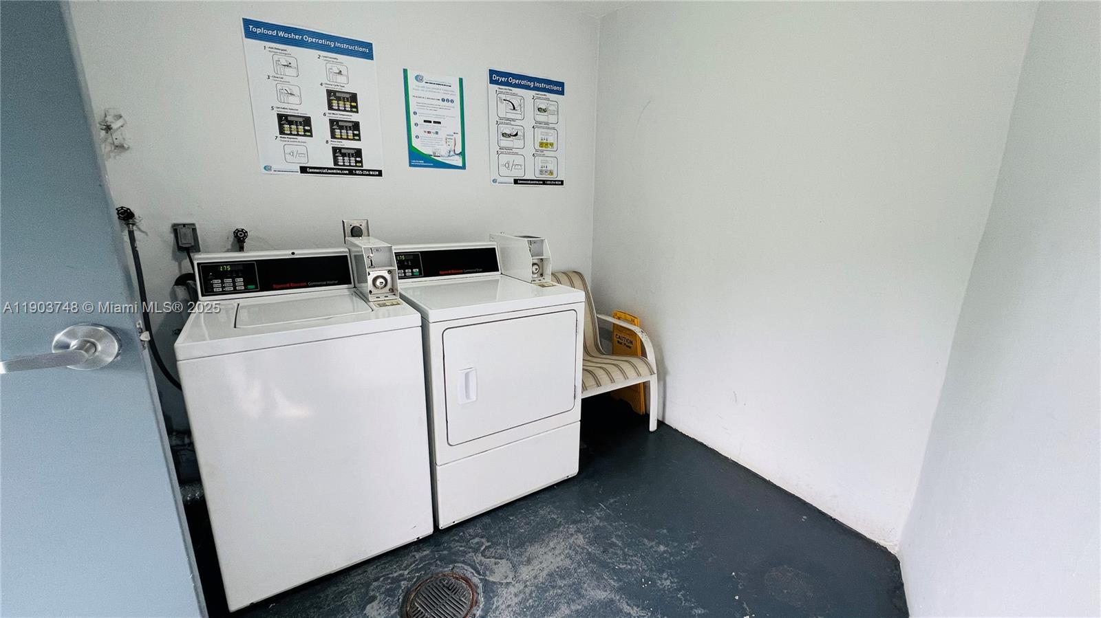 1101 NE 191st St # H104