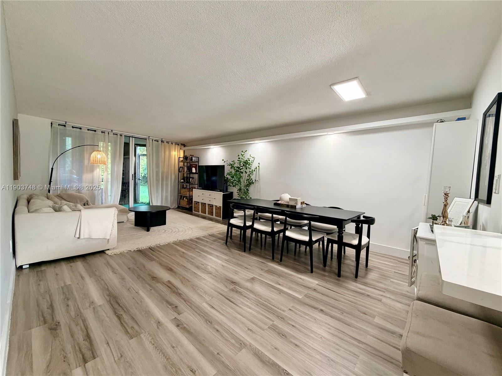 1101 NE 191st St # H104