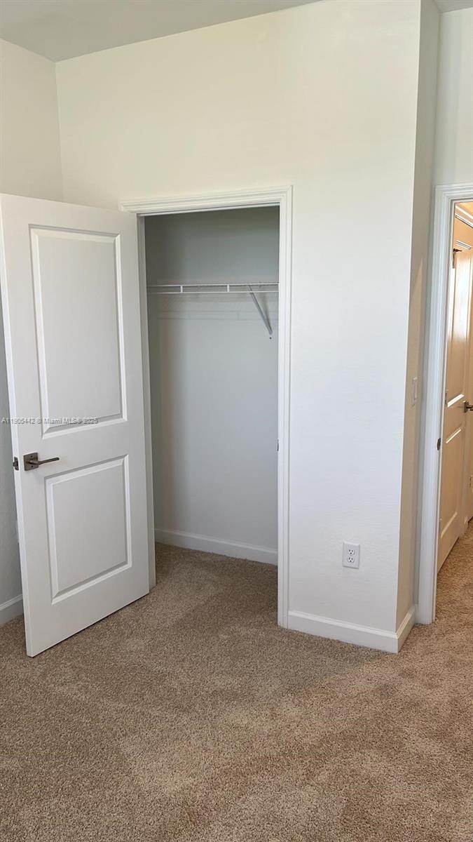 606 SW 12 st