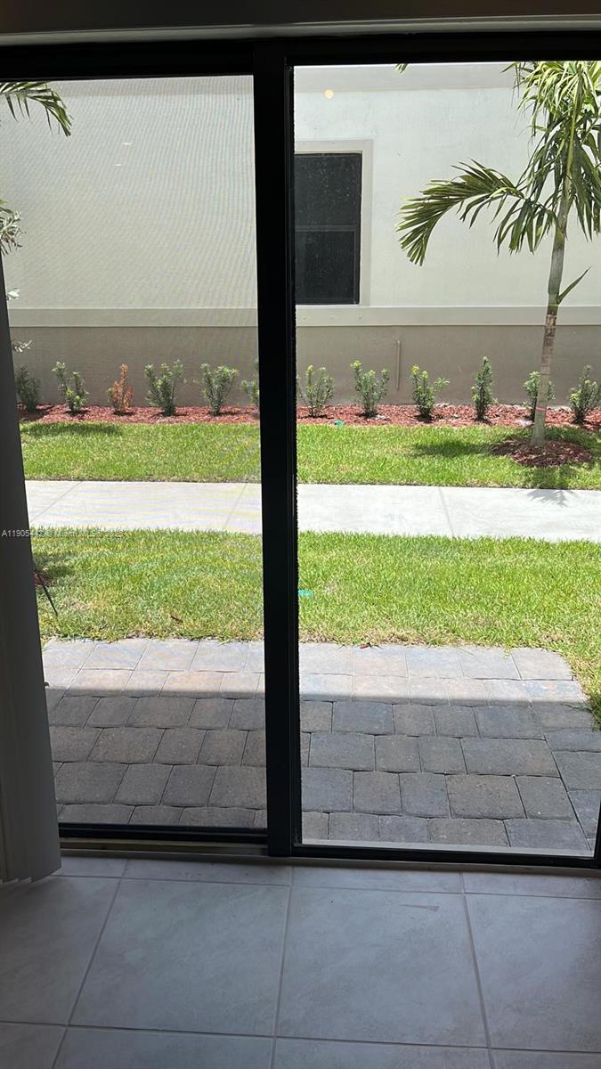 606 SW 12 st