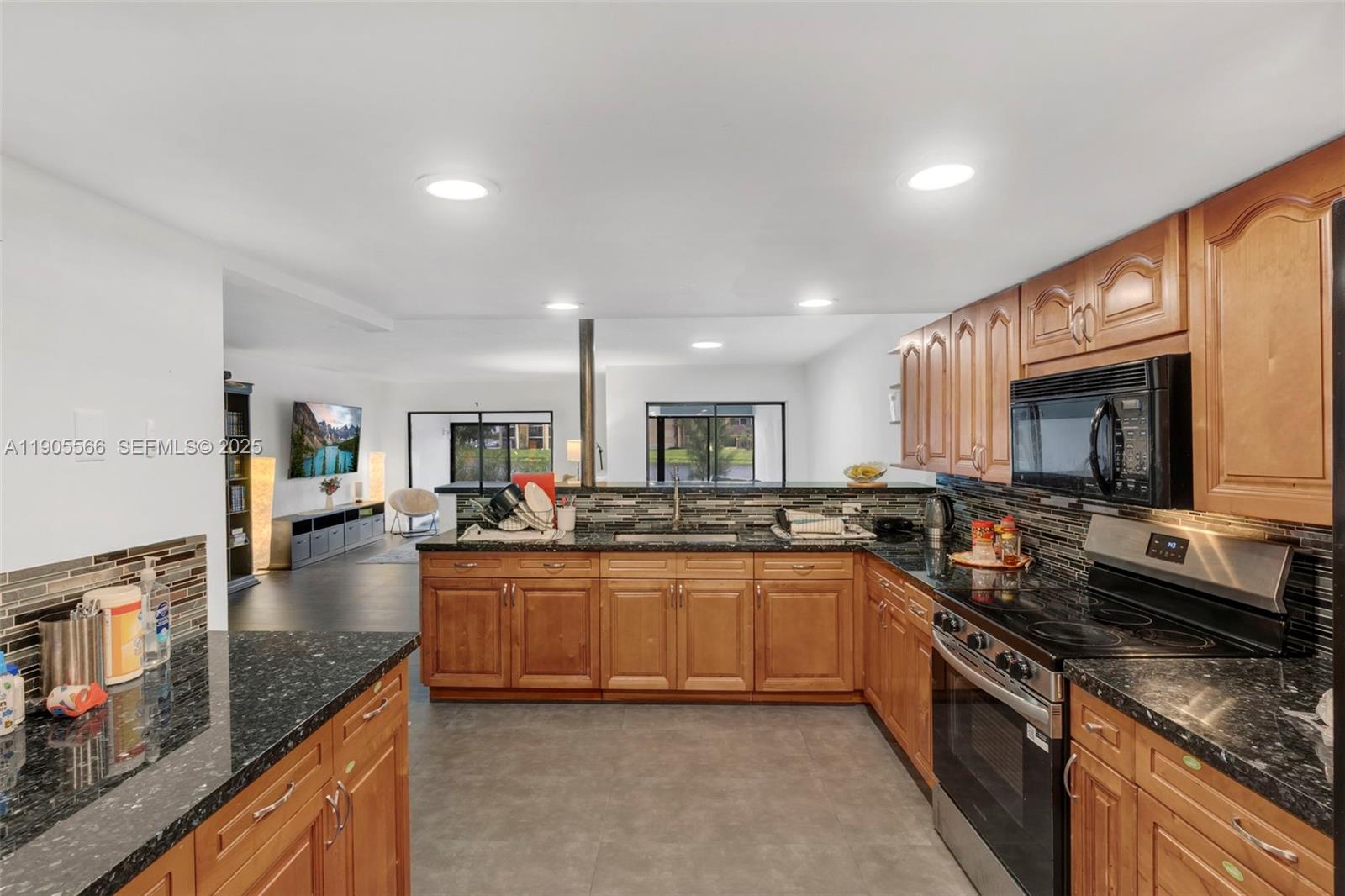 6545 Racquet Club Dr # 115