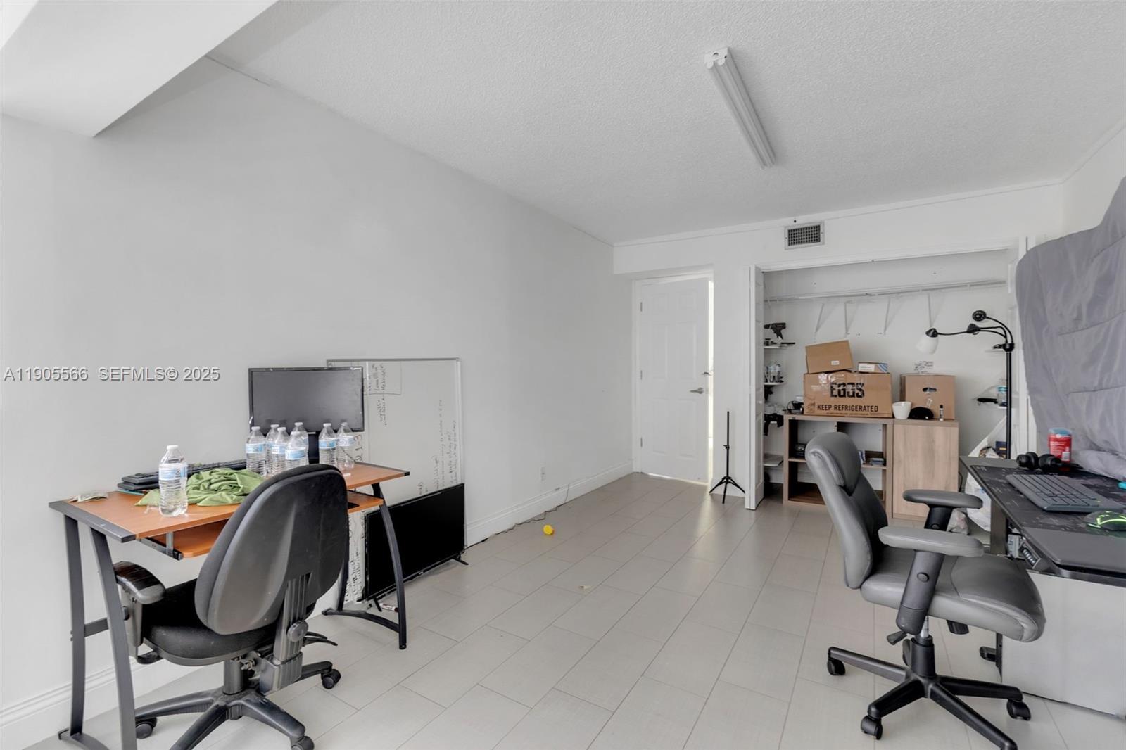 6545 Racquet Club Dr # 115