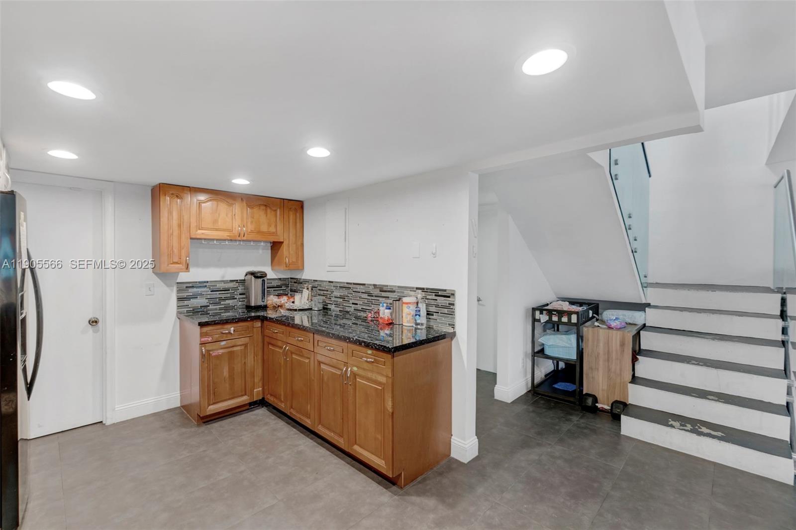 6545 Racquet Club Dr # 115