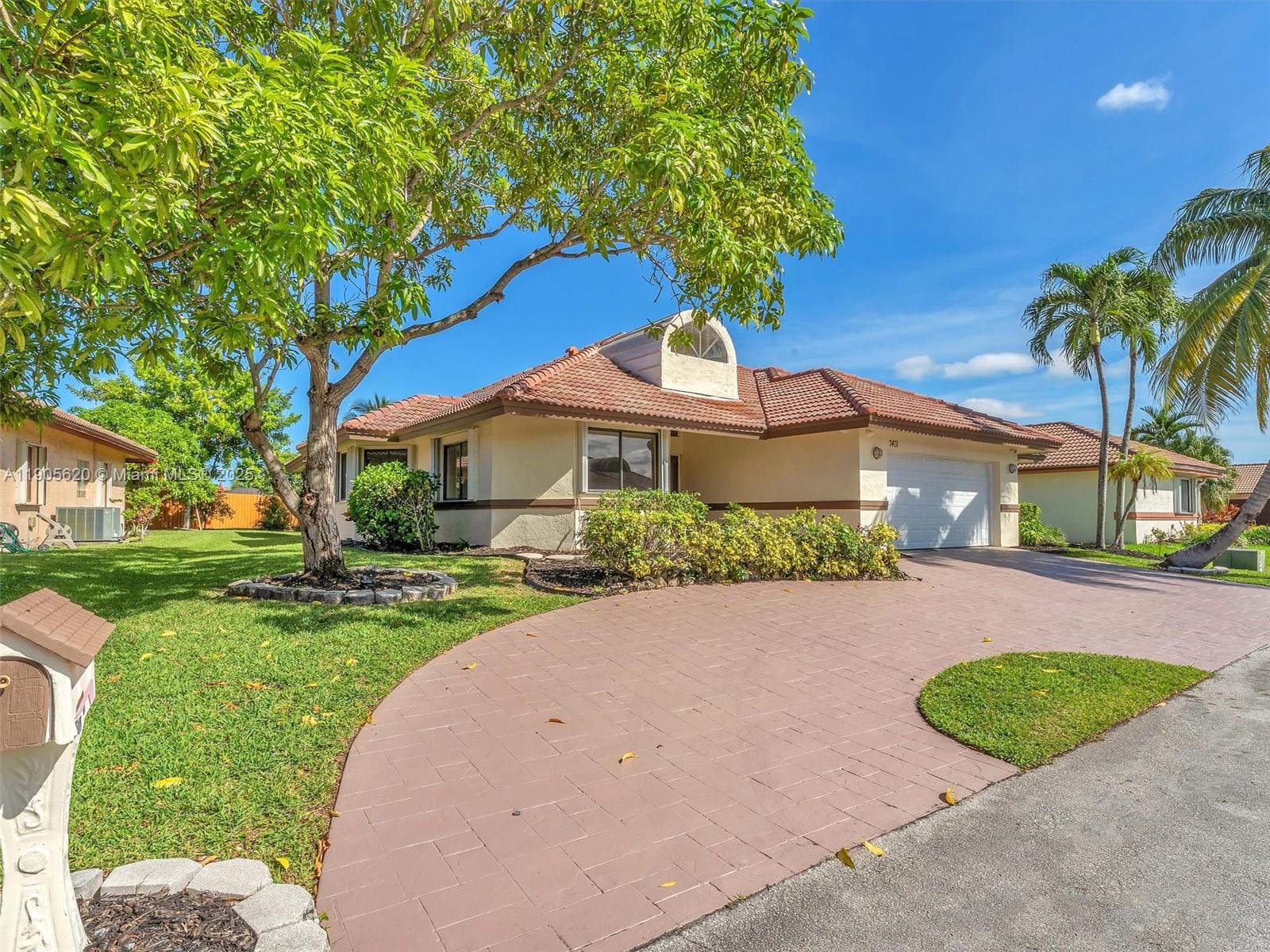 7431 NW 39th St