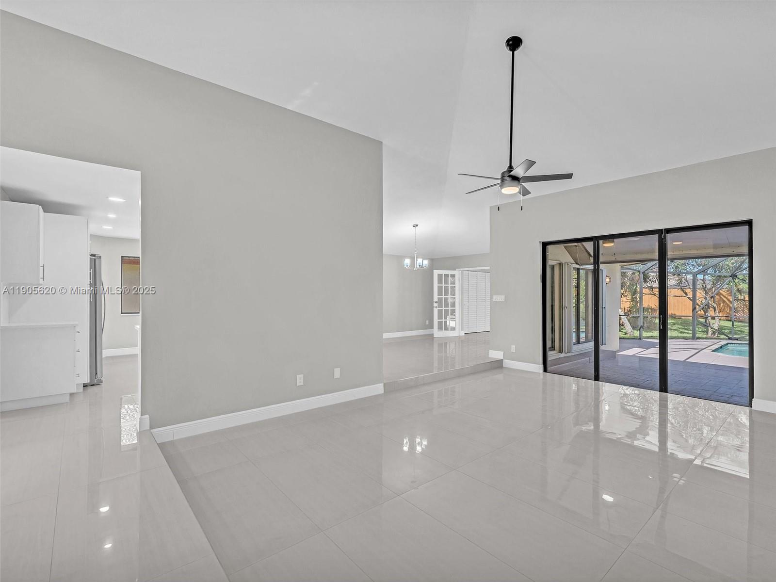 7431 NW 39th St