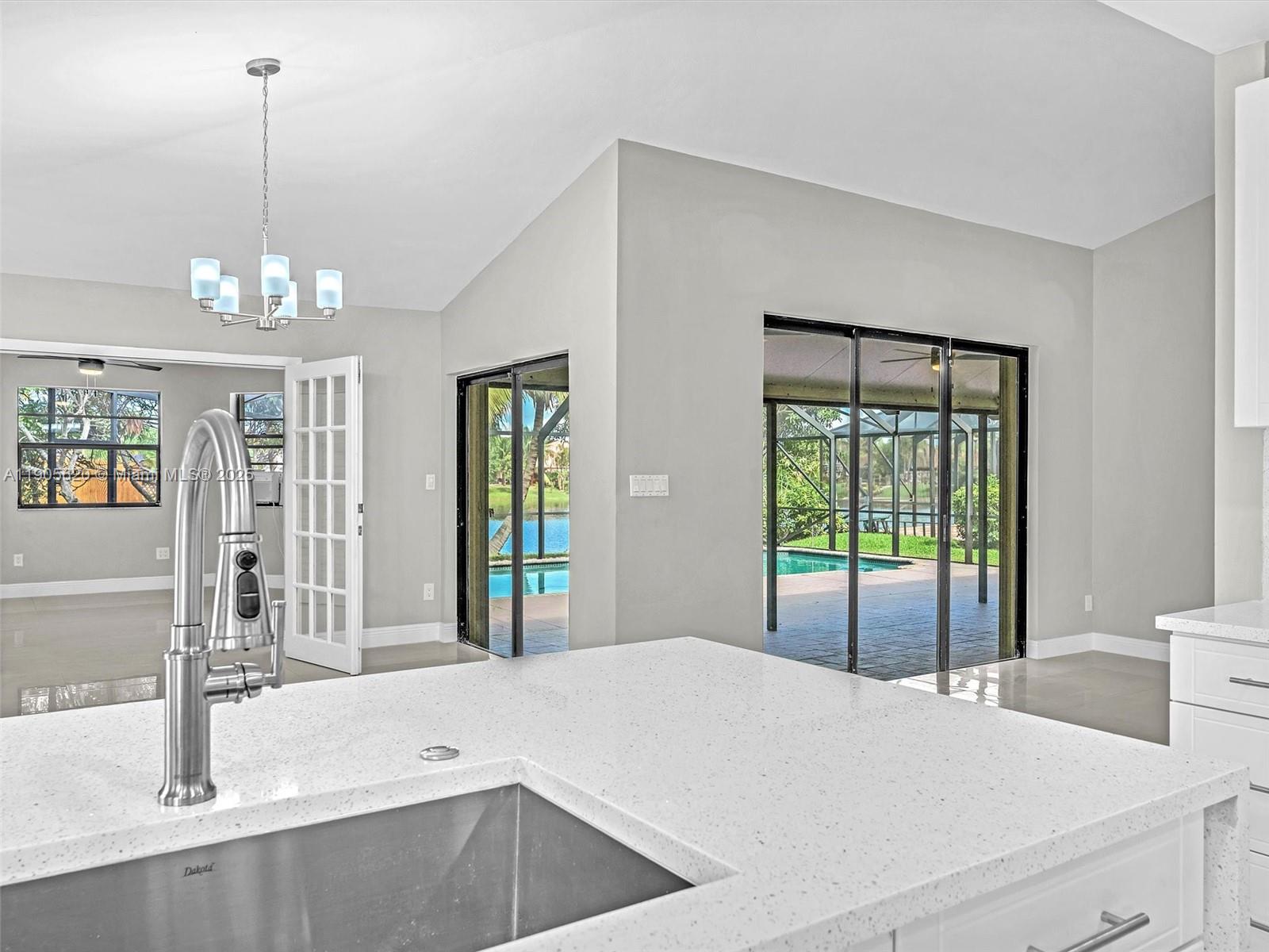 7431 NW 39th St