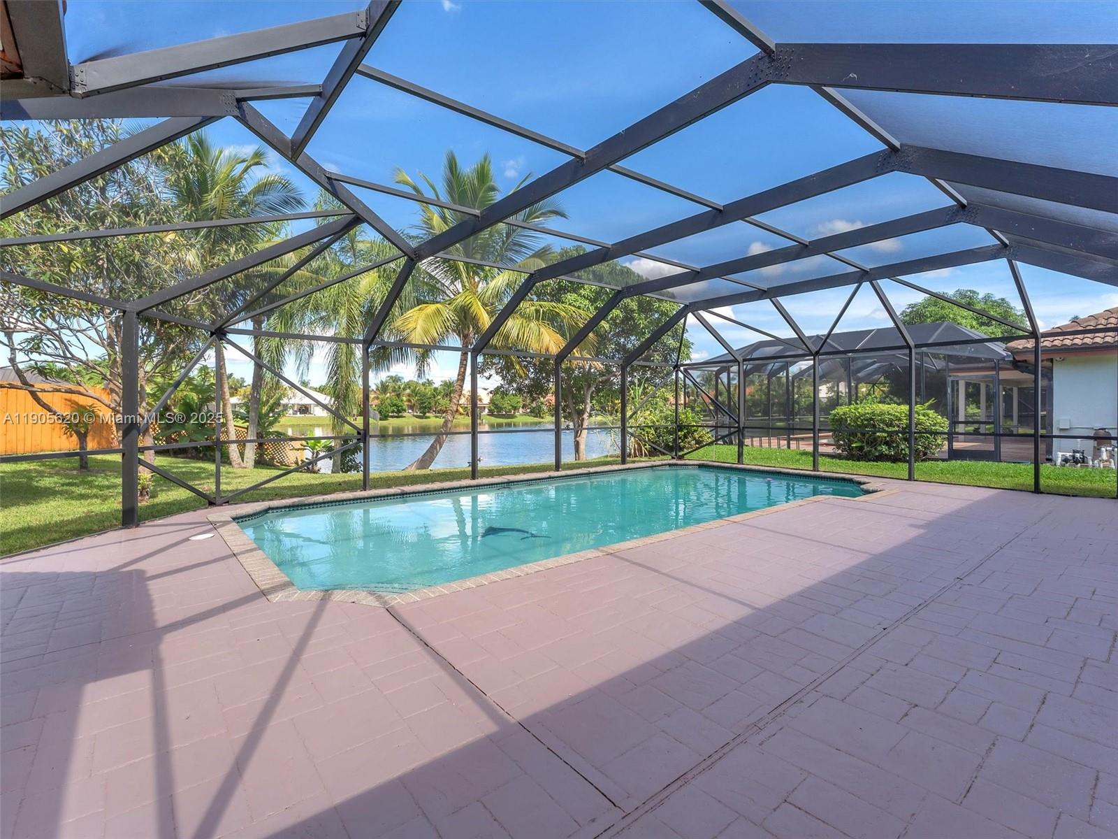 7431 NW 39th St