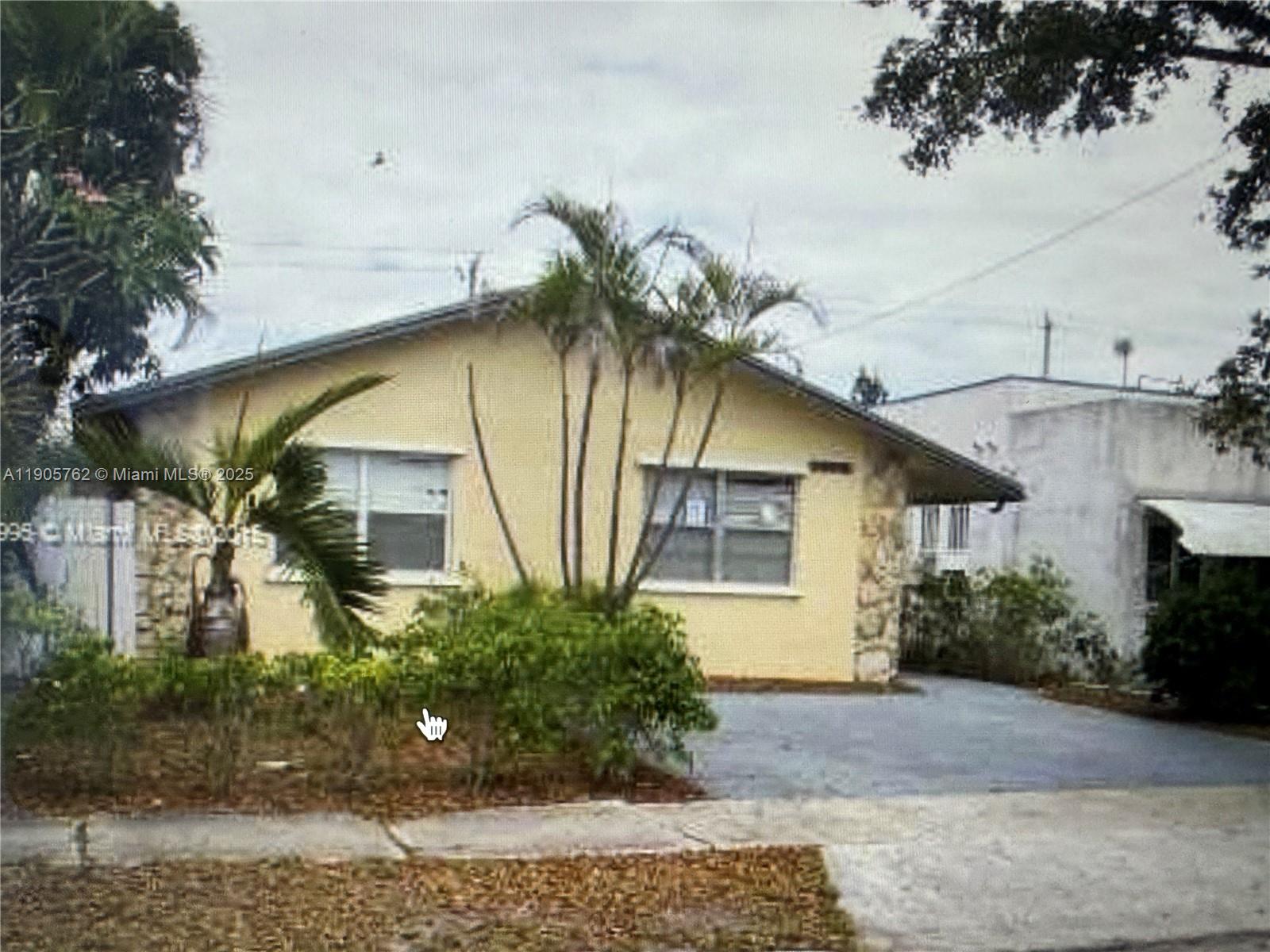 1945 Pierce St # 1