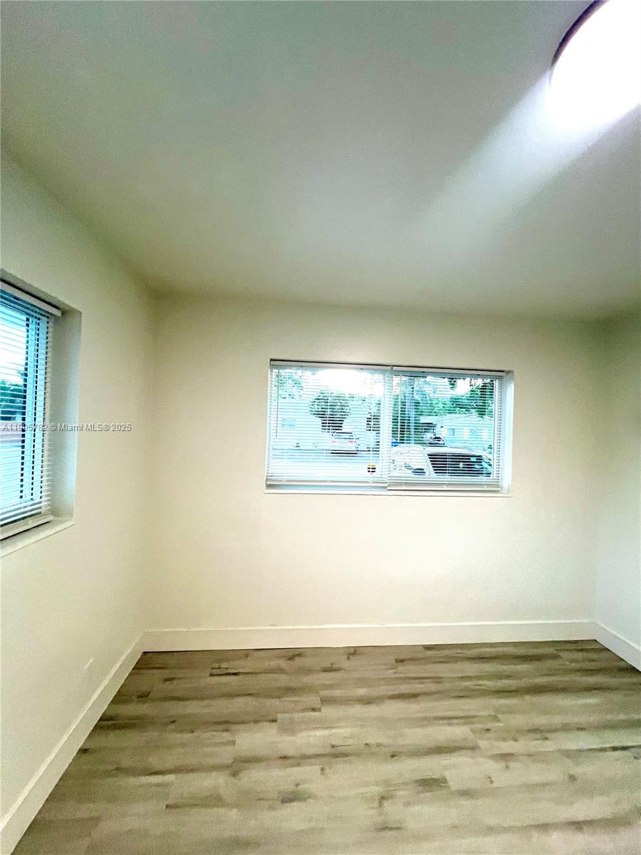 1300 NE 2nd Ave Unit: West