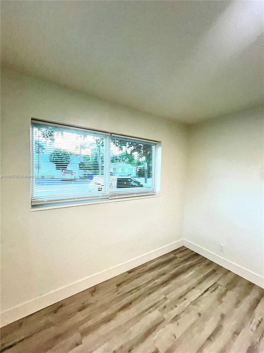 1300 NE 2nd Ave Unit: West