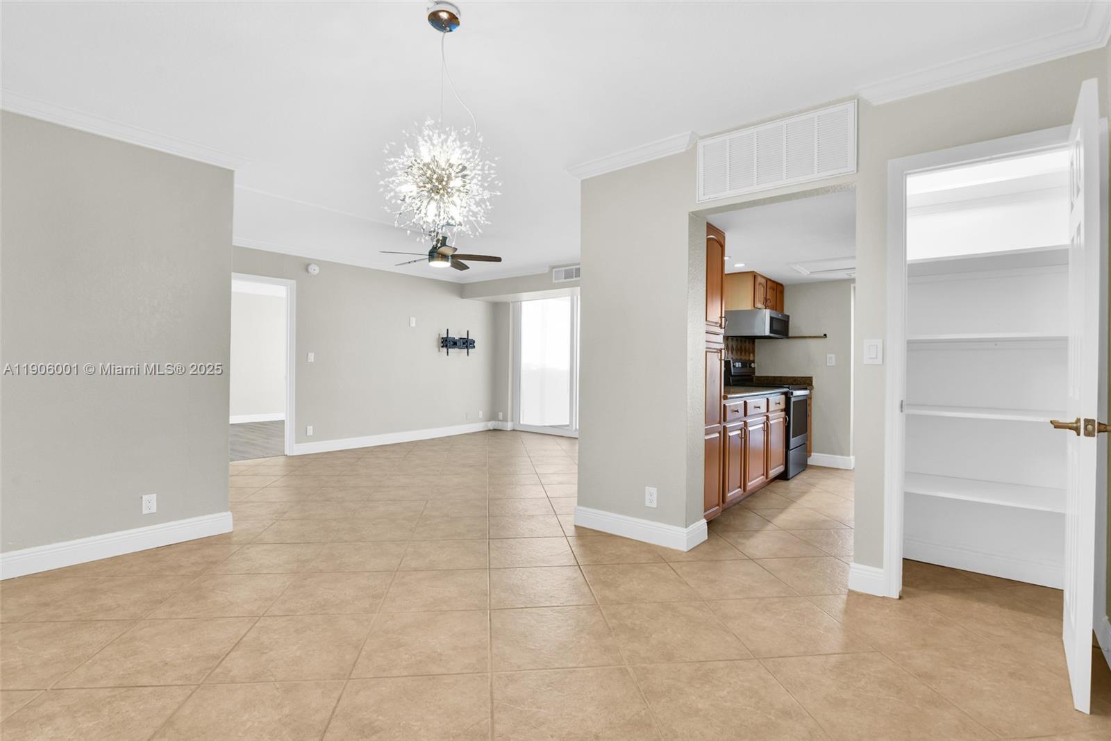 2715 N Ocean Blvd # 11B