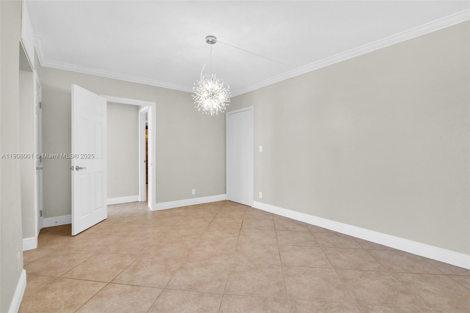 2715 N Ocean Blvd # 11B