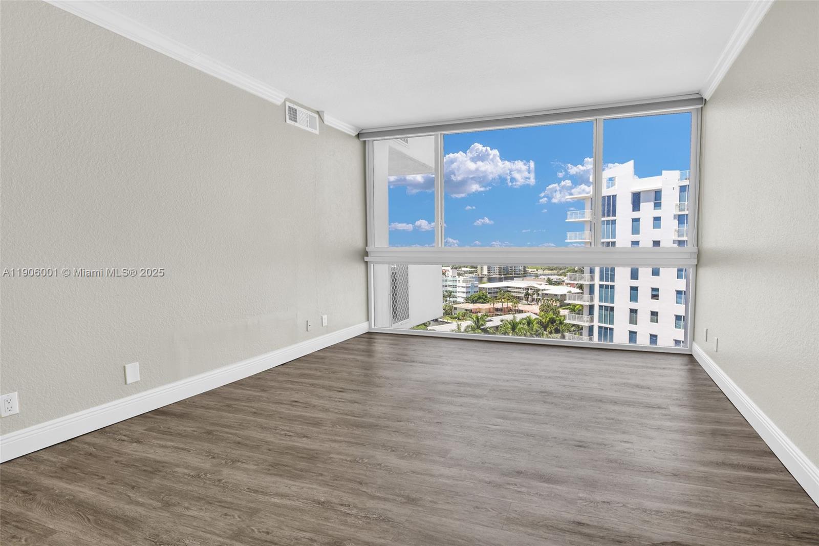 2715 N Ocean Blvd # 11B