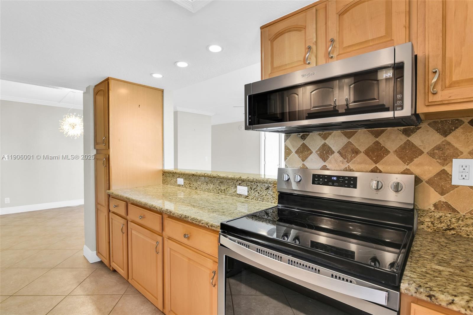 2715 N Ocean Blvd # 11B