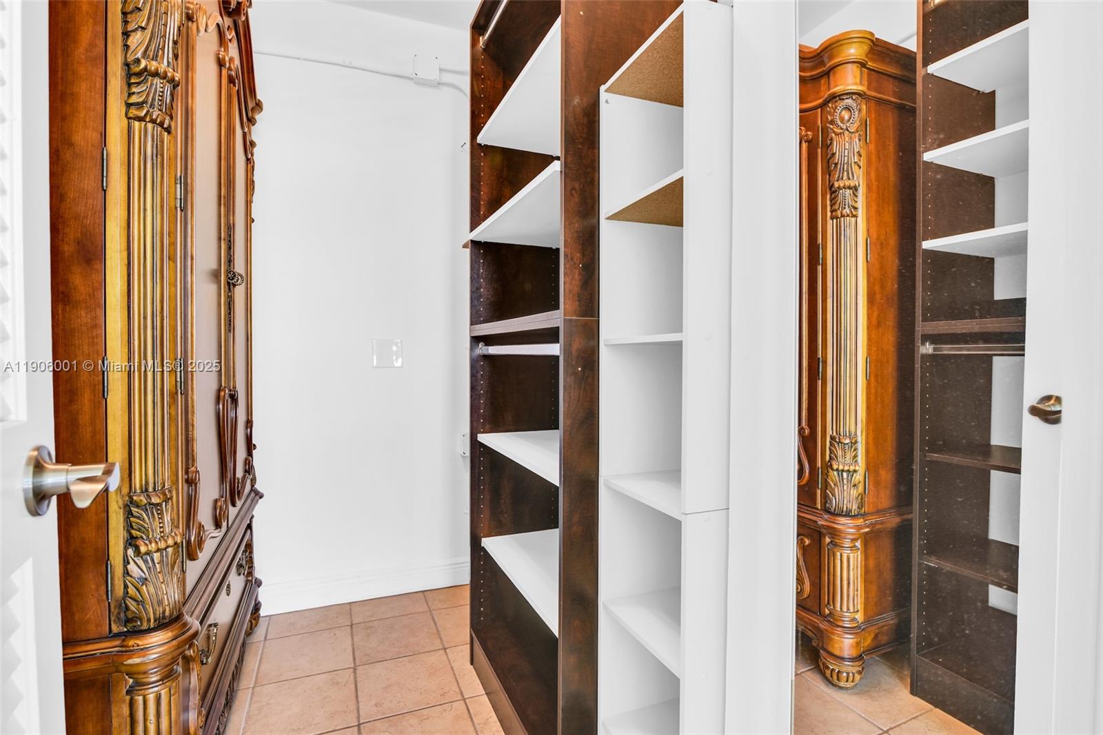 2715 N Ocean Blvd # 11B