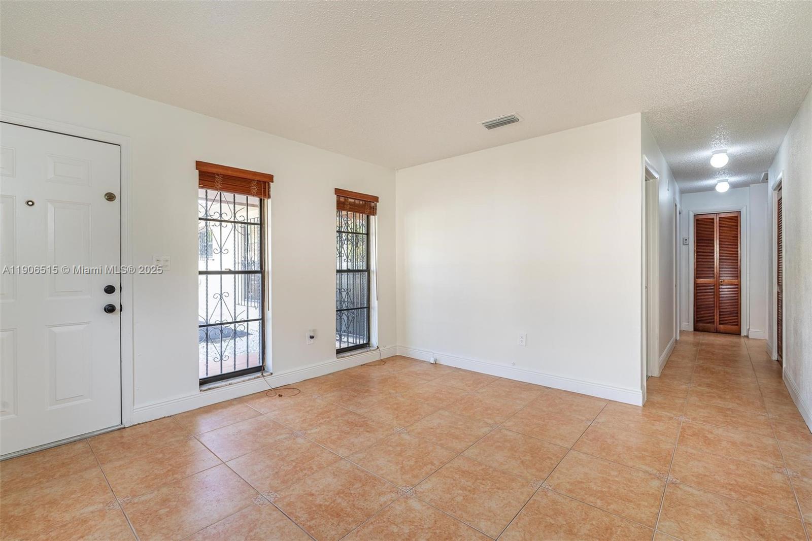 1048 NW 32nd Pl # 1048