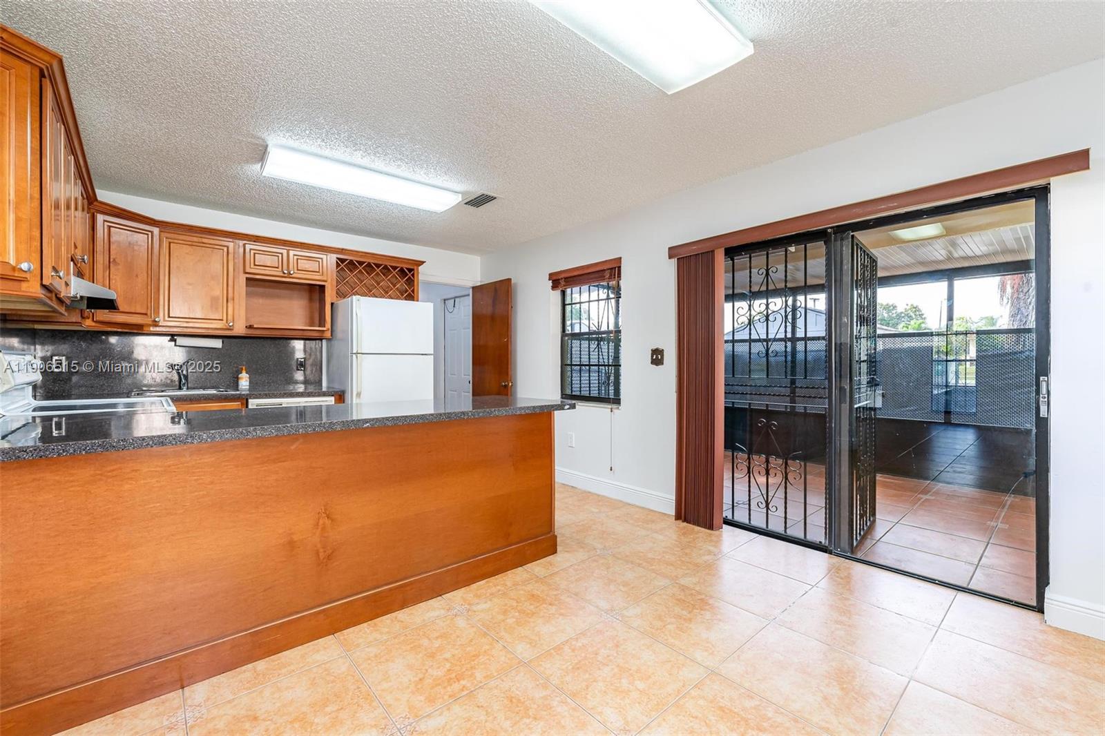 1048 NW 32nd Pl # 1048