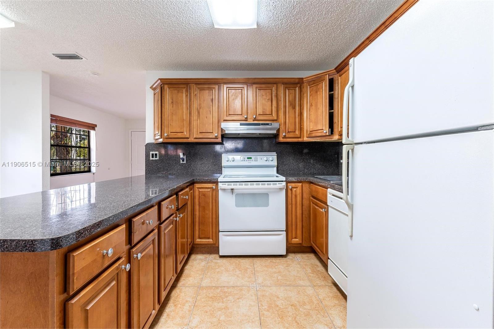1048 NW 32nd Pl # 1048