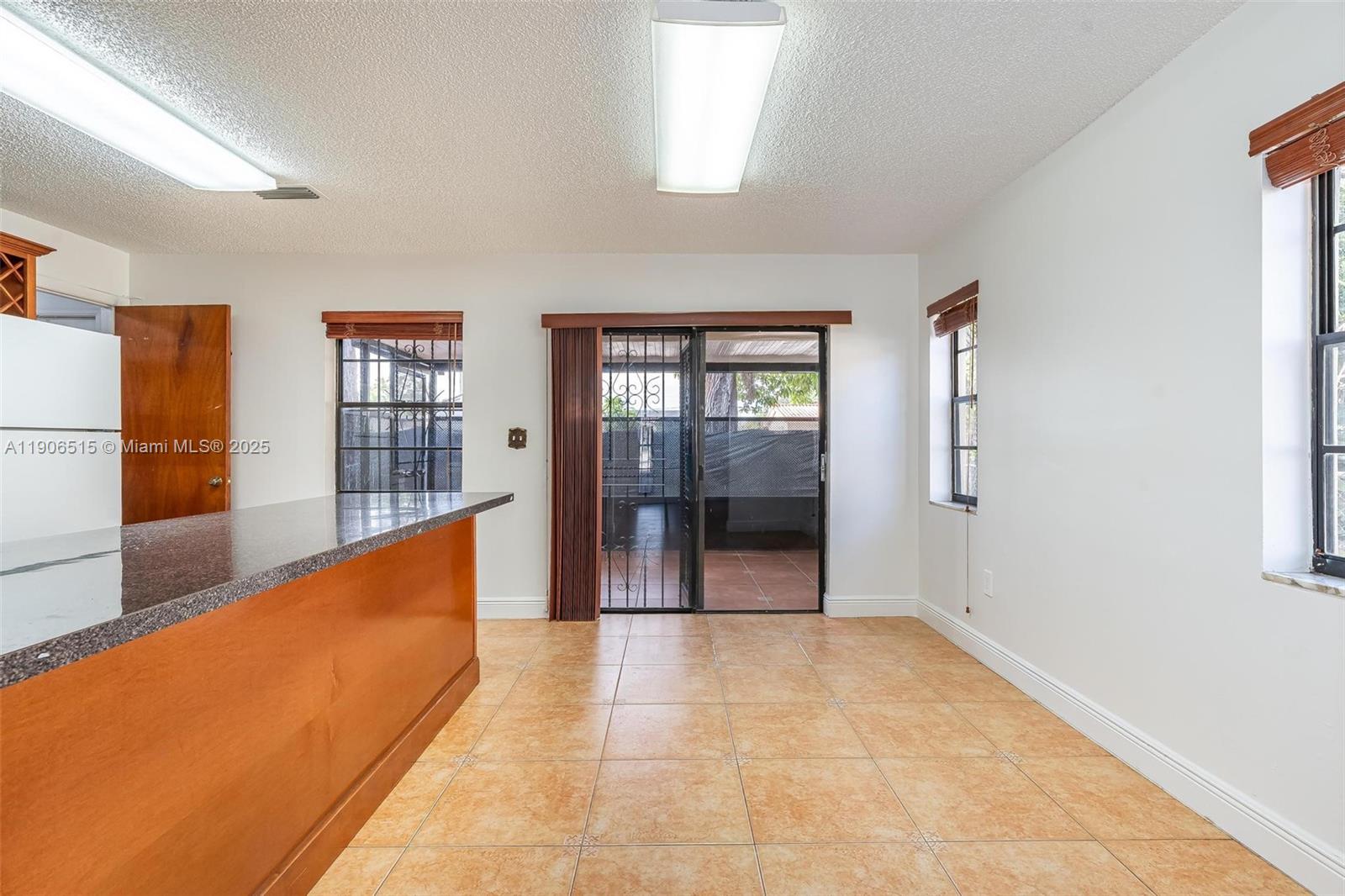 1048 NW 32nd Pl # 1048