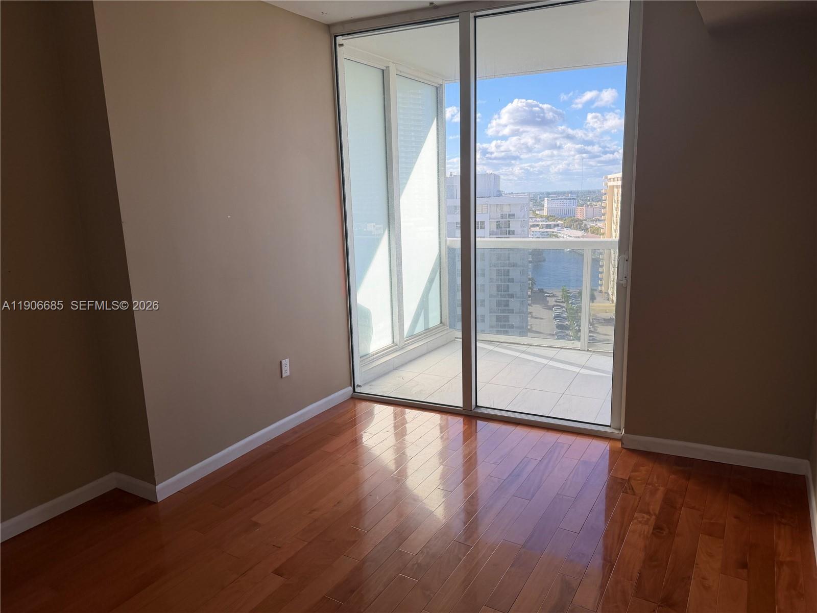 1850 S Ocean Dr # 1607