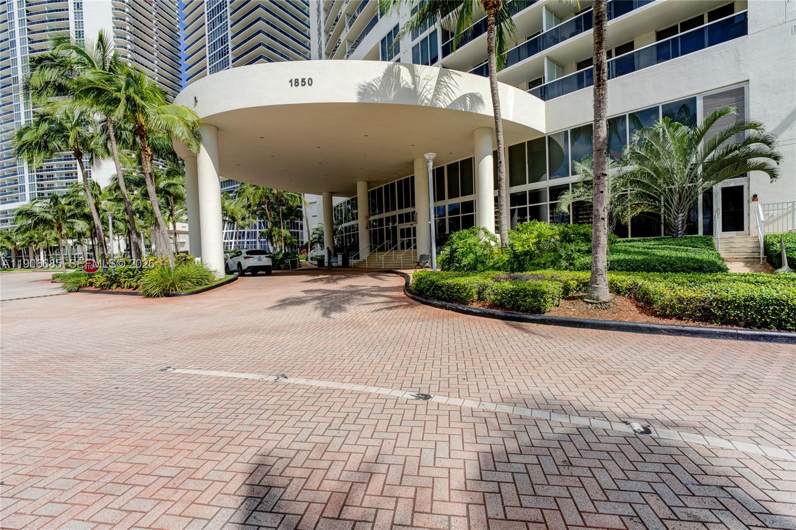 1850 S Ocean Dr # 1607