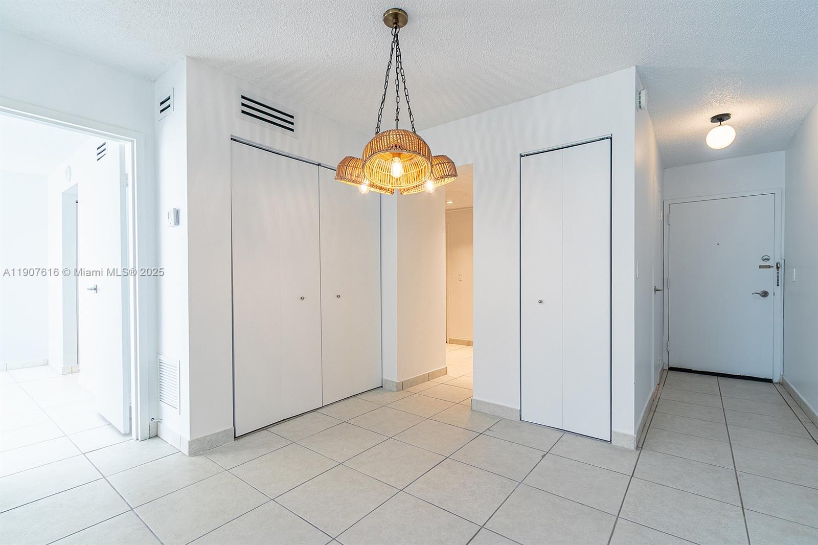 2821 N Miami Beach Blvd # 6Q