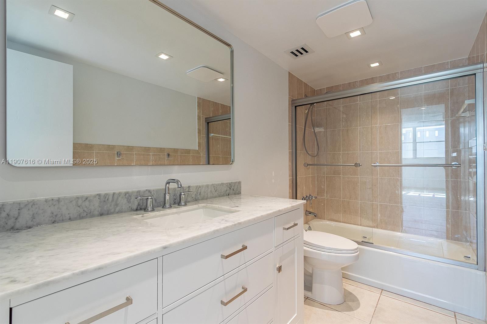 2821 N Miami Beach Blvd # 6Q