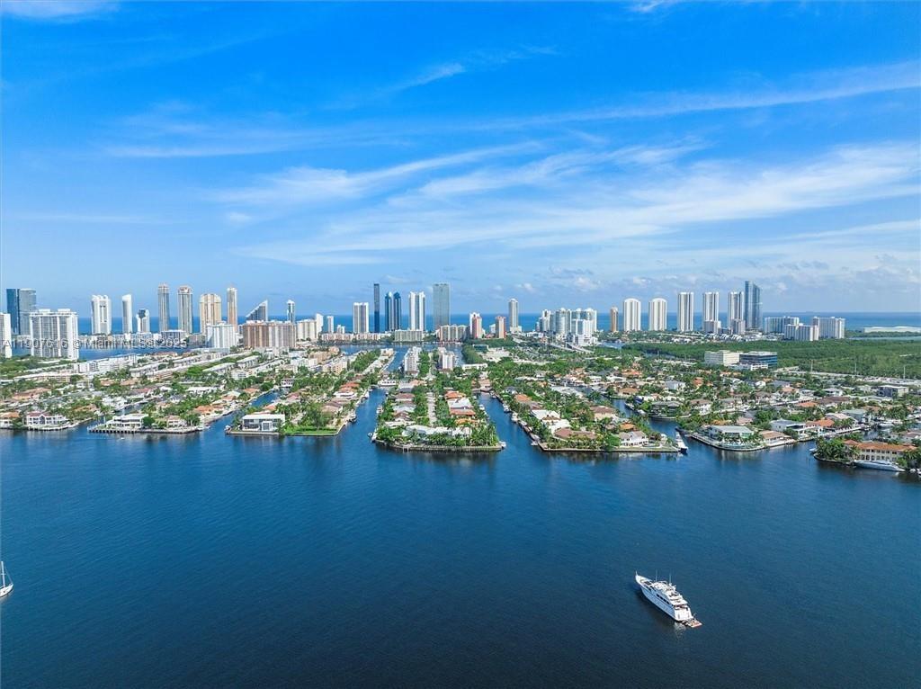 2821 N Miami Beach Blvd # 6Q