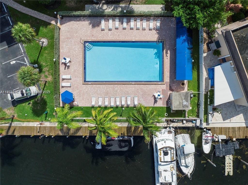2821 N Miami Beach Blvd # 6Q