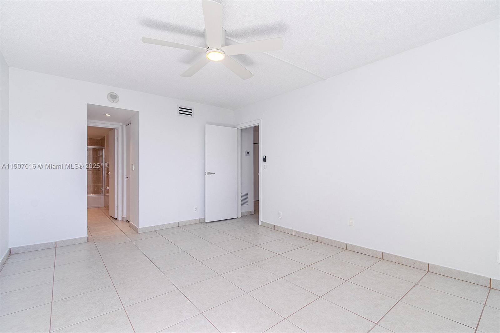 2821 N Miami Beach Blvd # 6Q