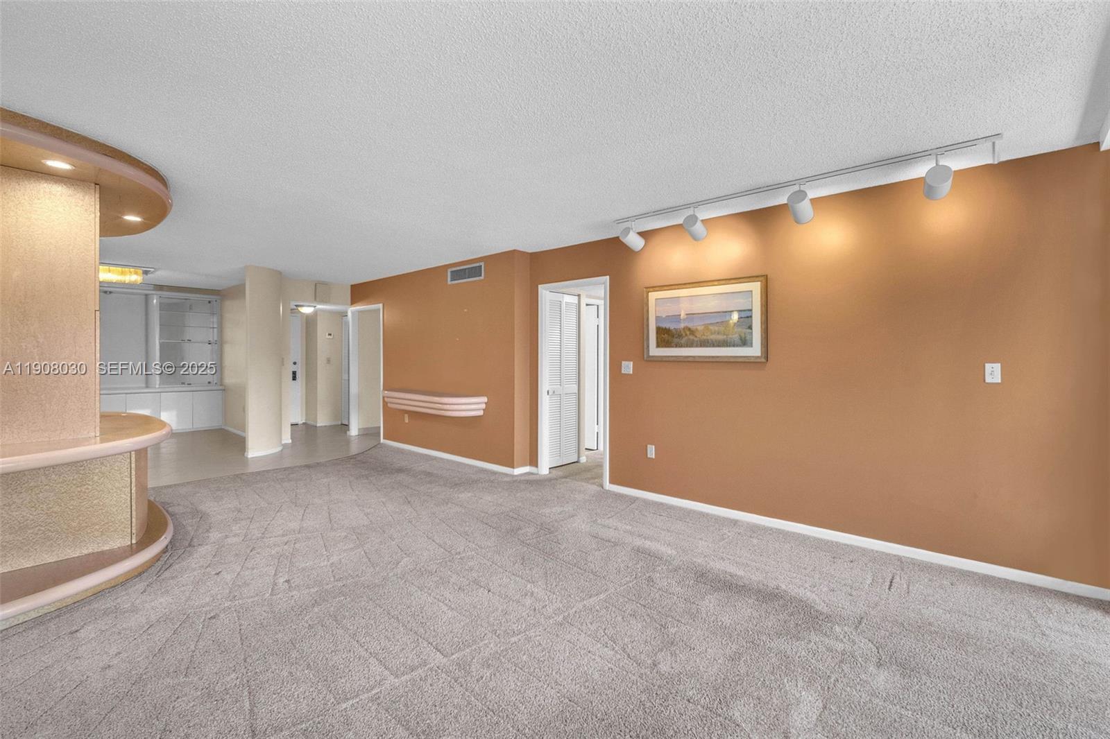 2810 N 46th Ave # F655