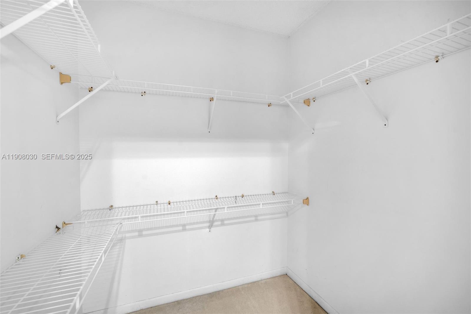 2810 N 46th Ave # F655