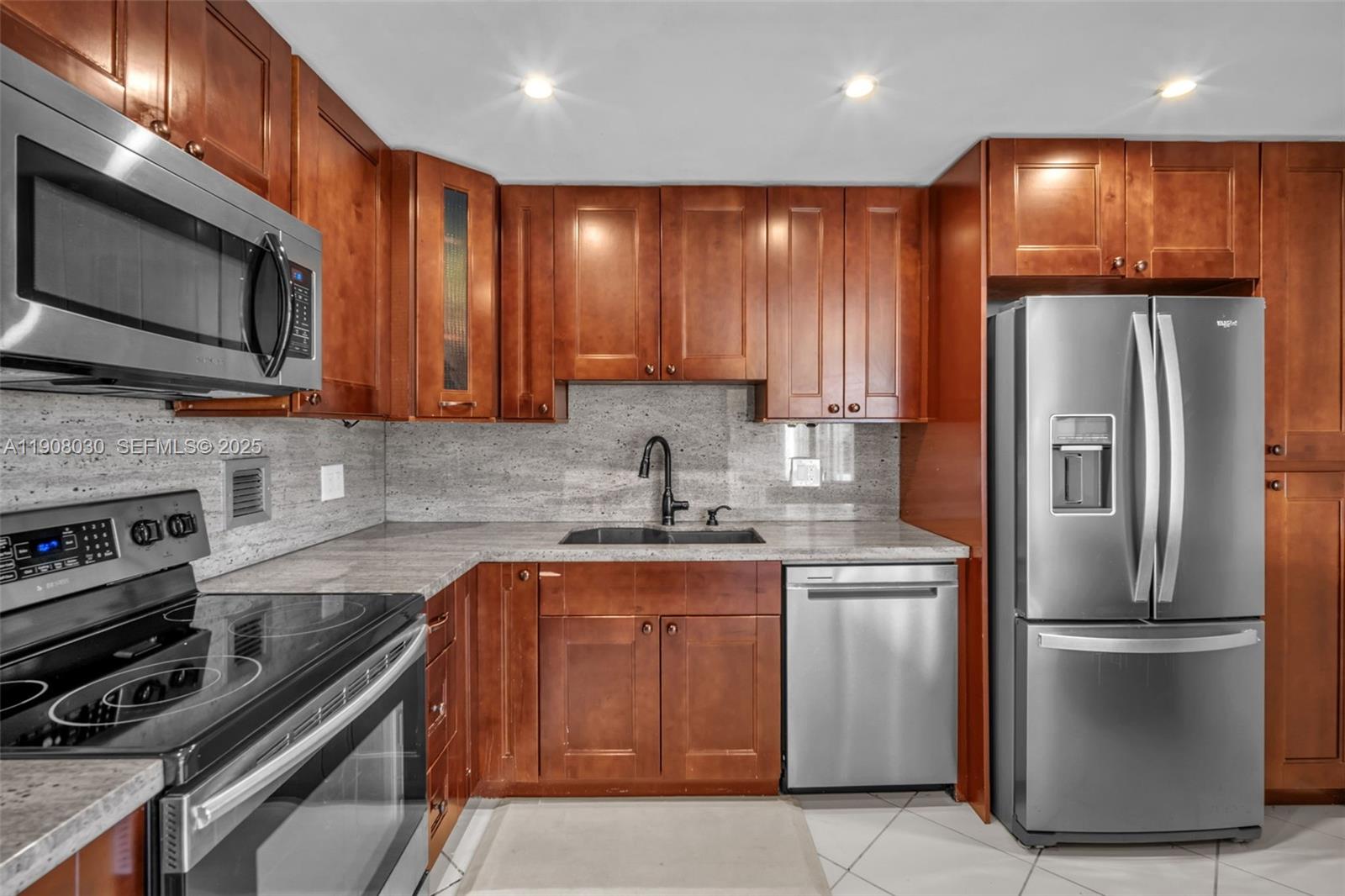 2810 N 46th Ave # F655