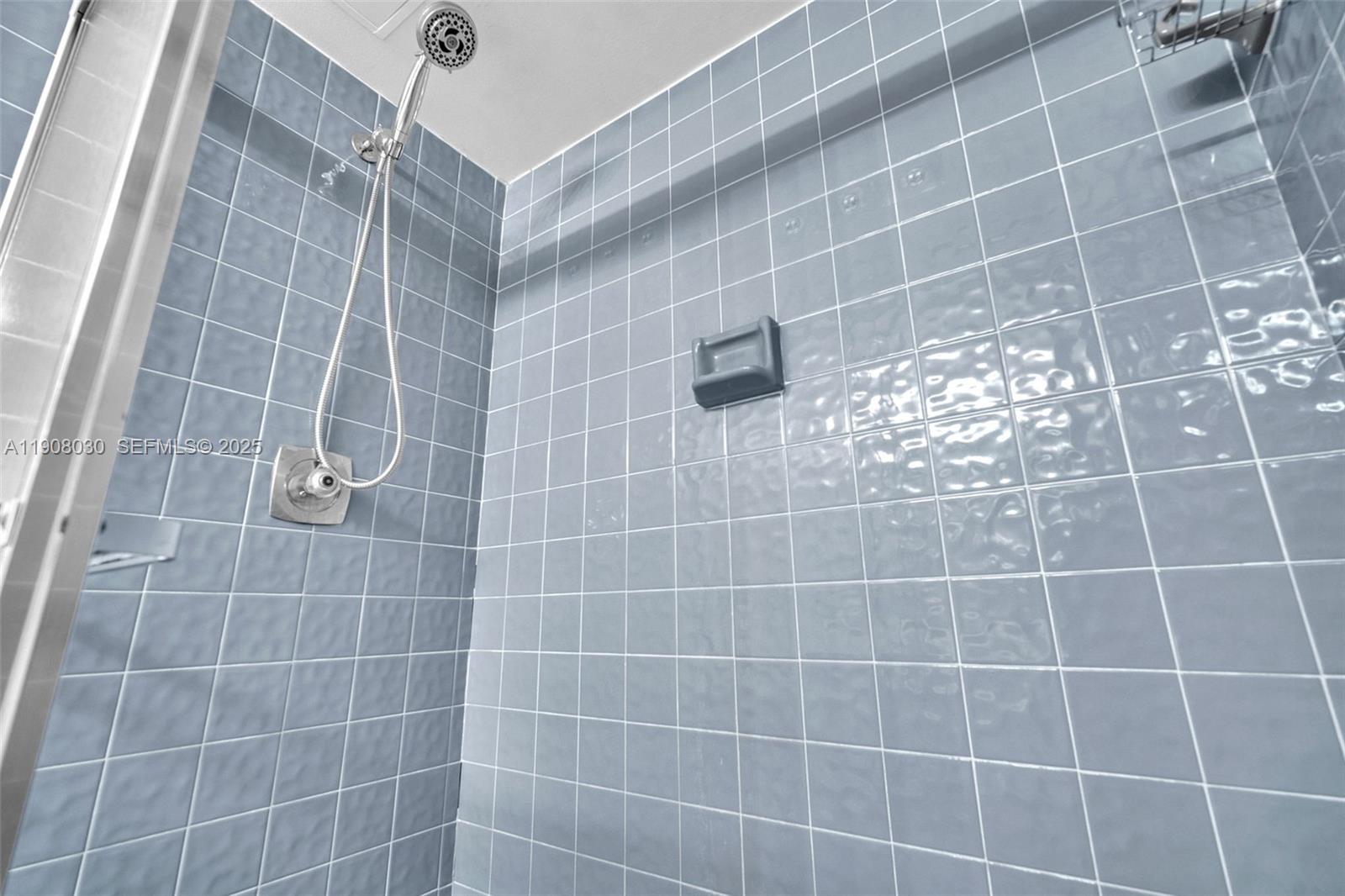 2810 N 46th Ave # F655