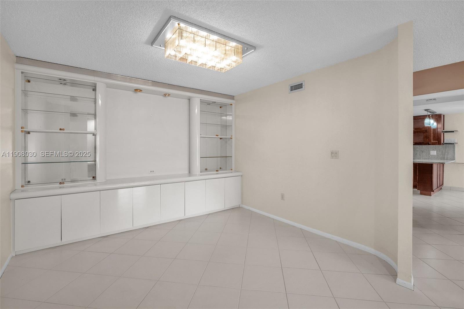 2810 N 46th Ave # F655