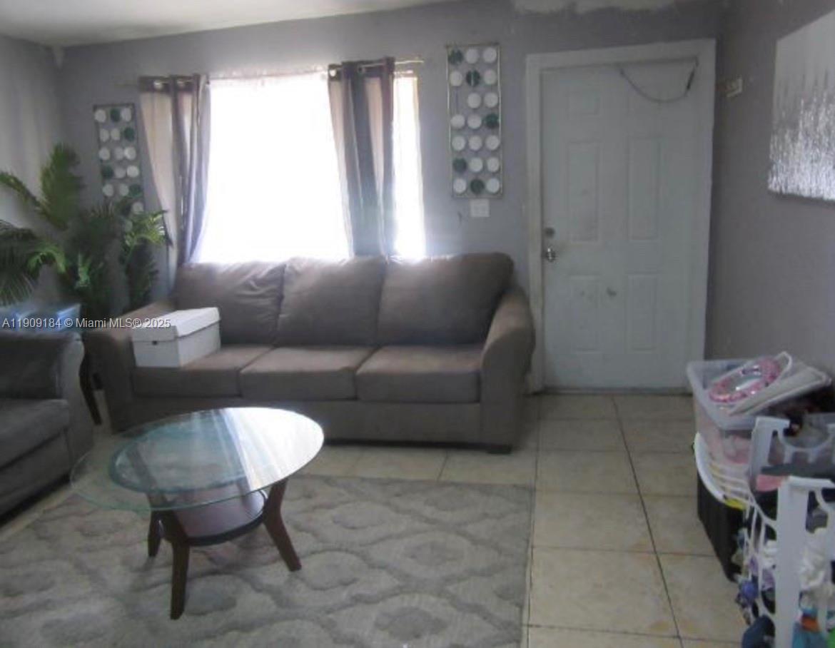2800 NW 9th Pl