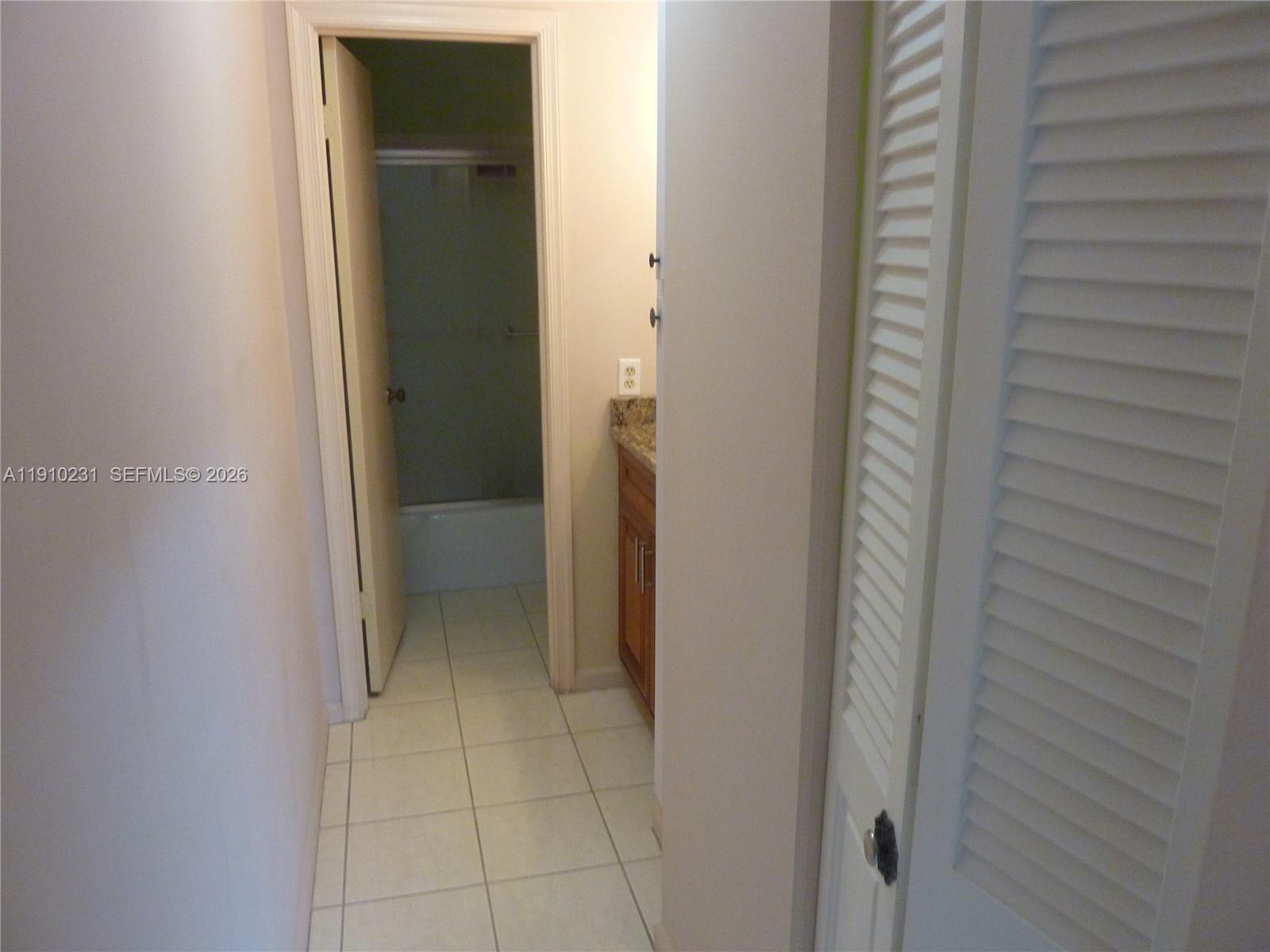 180 Cypress Club Dr # 834