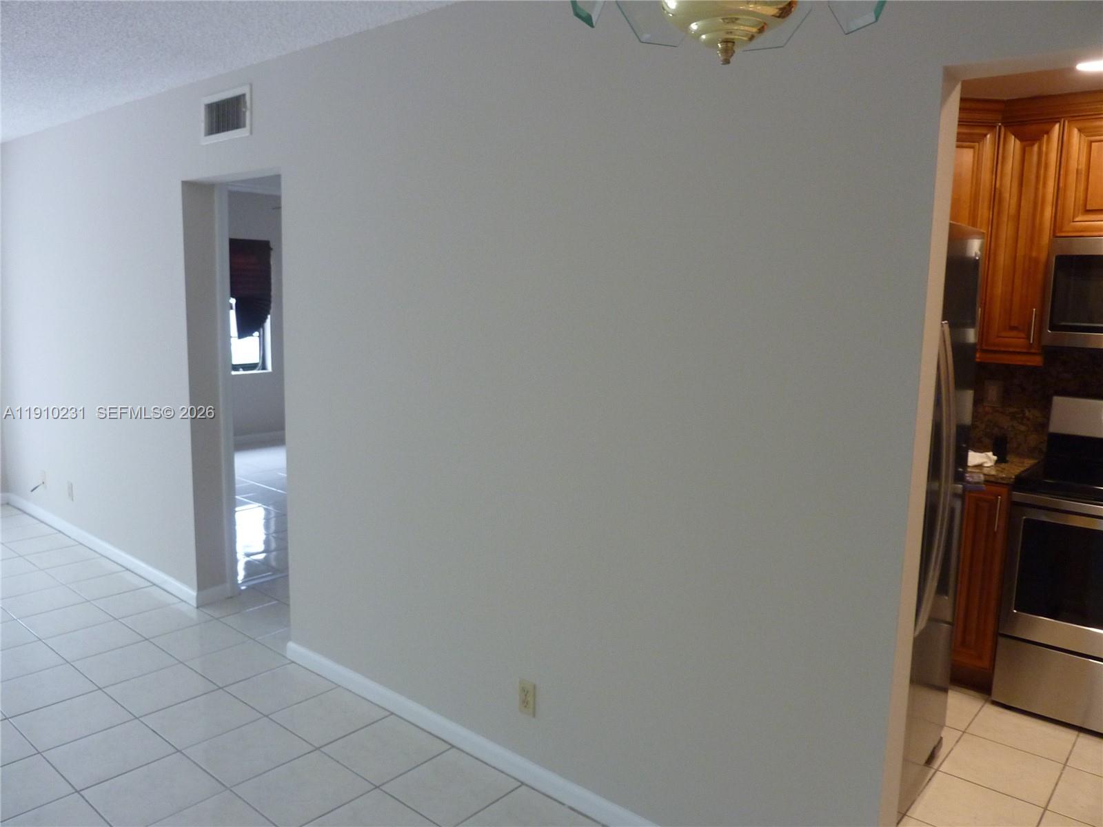 180 Cypress Club Dr # 834