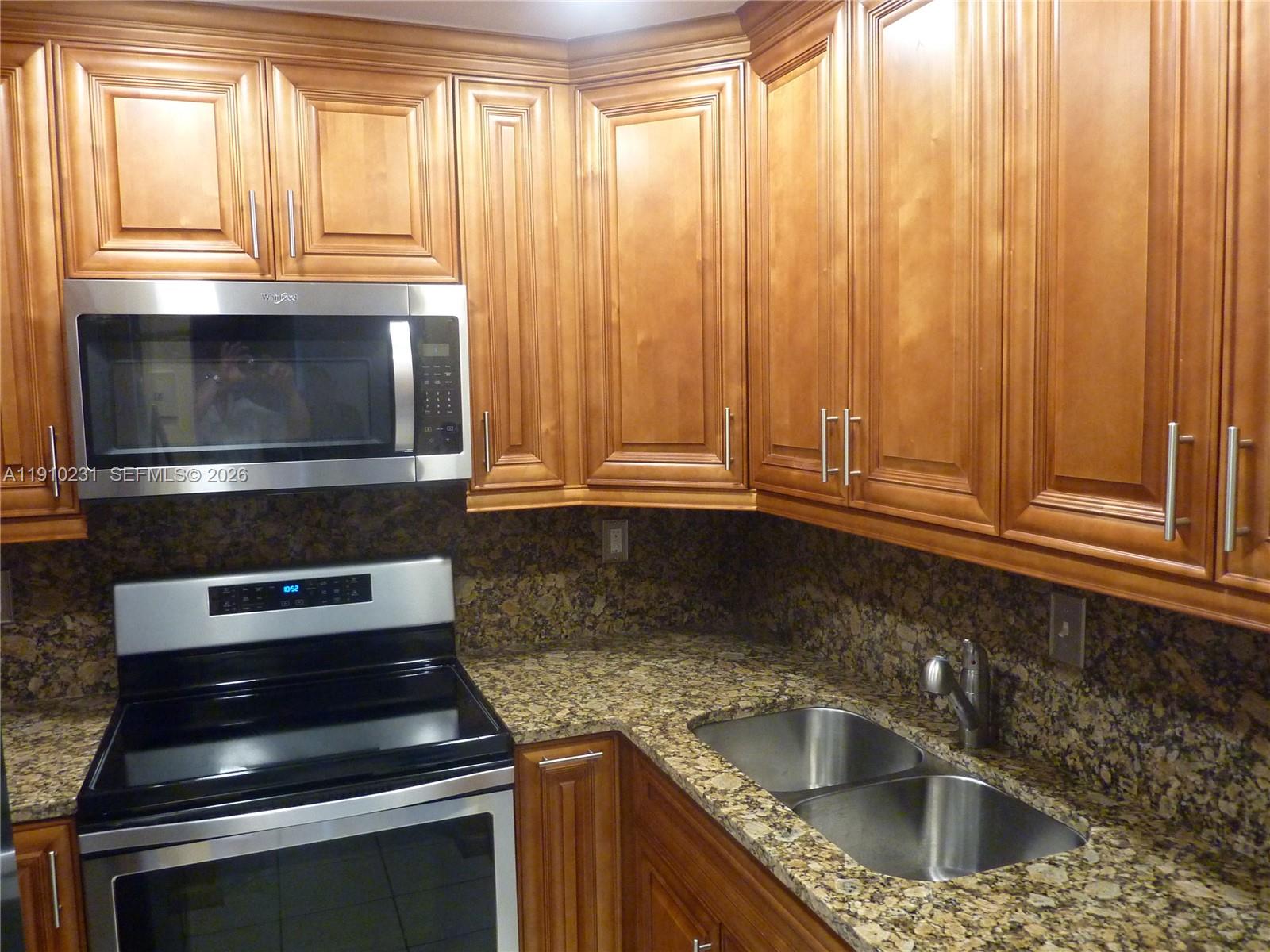 180 Cypress Club Dr # 834