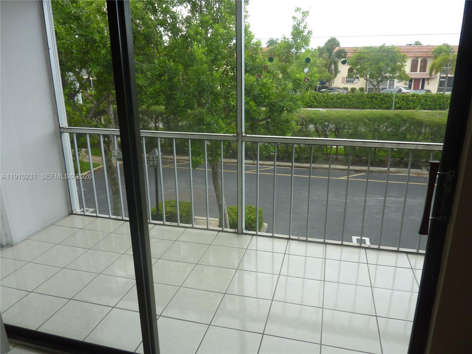 180 Cypress Club Dr # 834