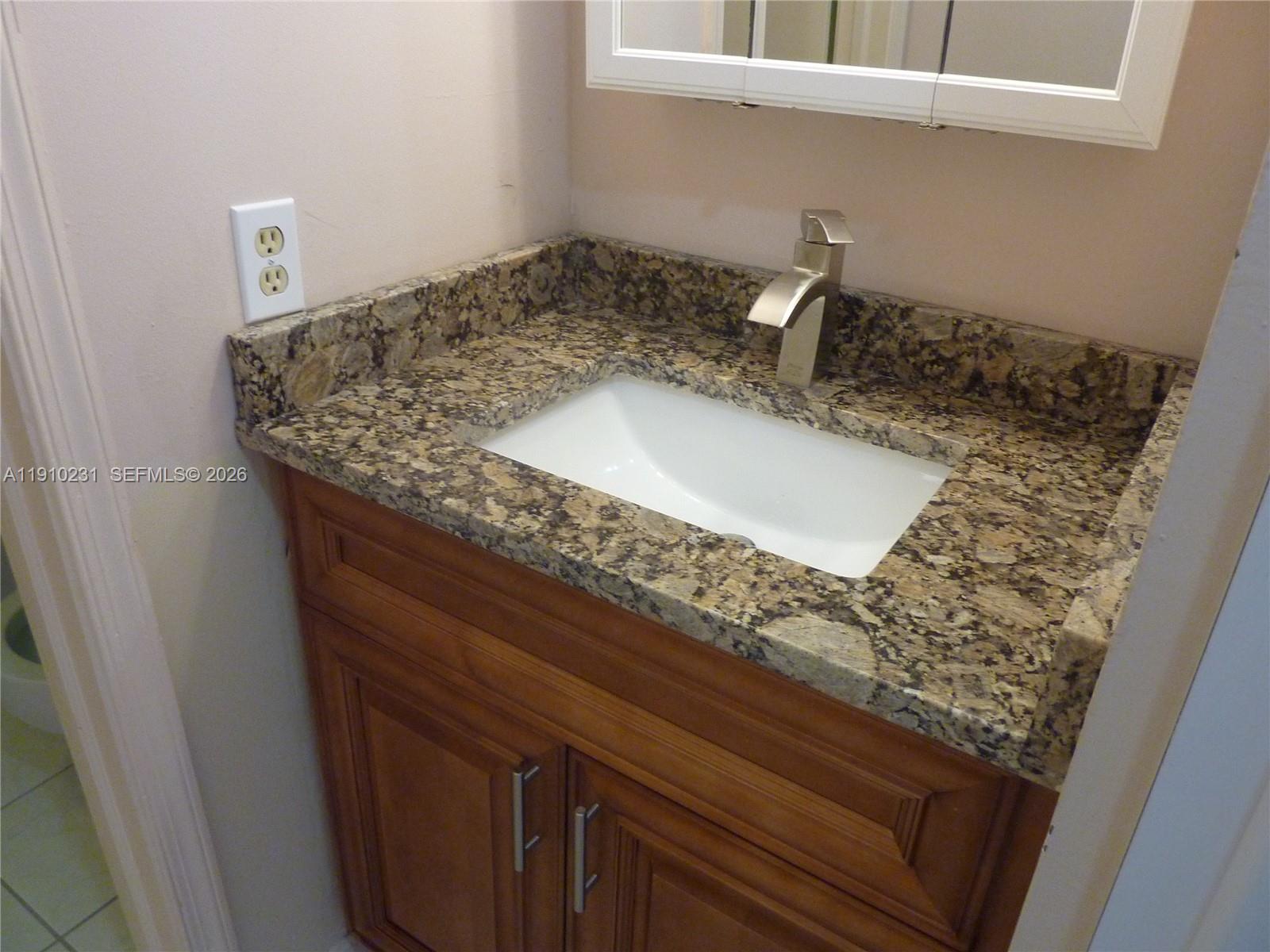 180 Cypress Club Dr # 834