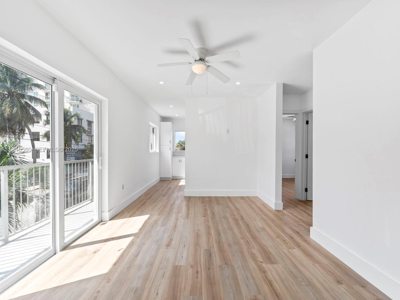 300 NW 7th Ave # 1