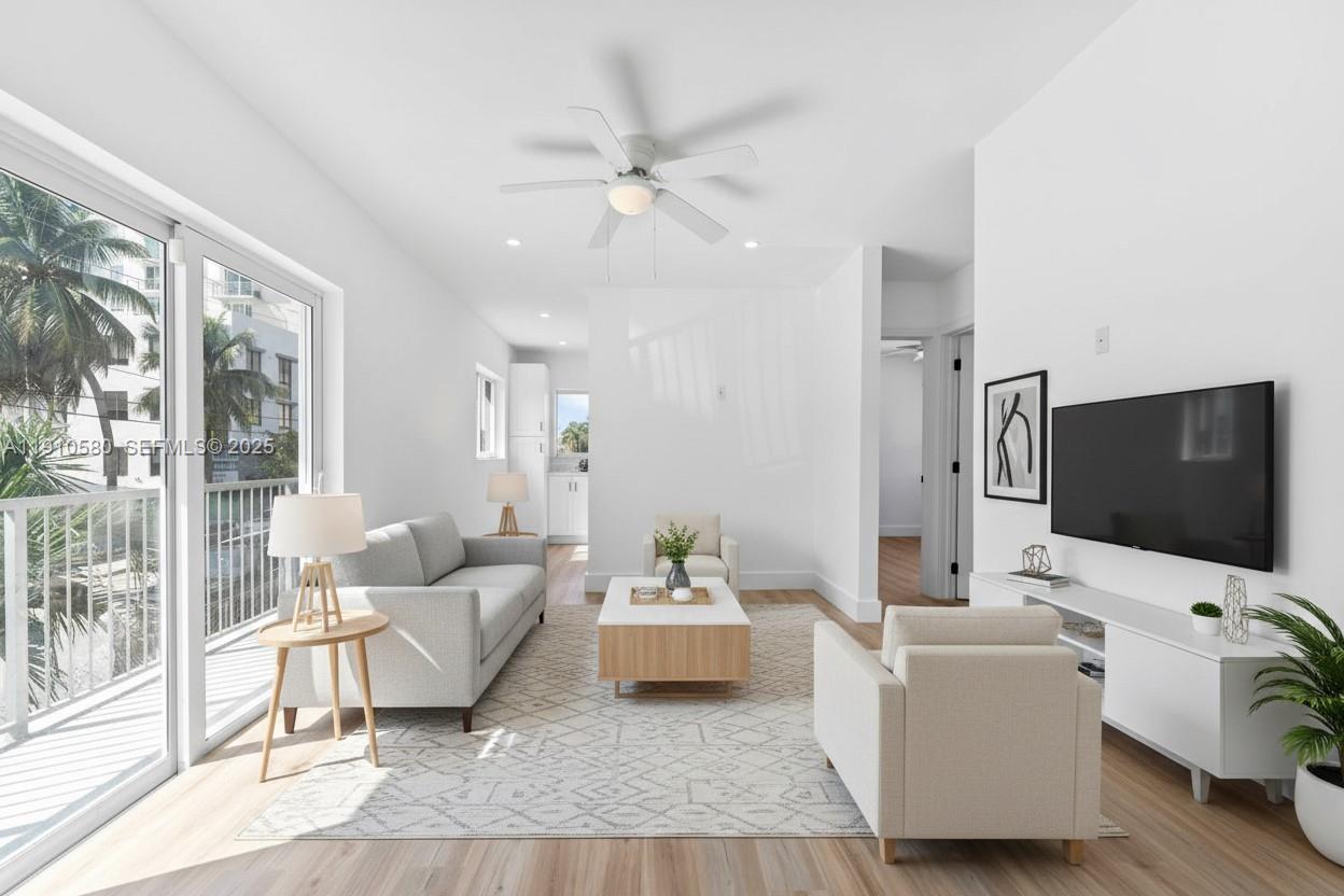 300 NW 7th Ave # 1