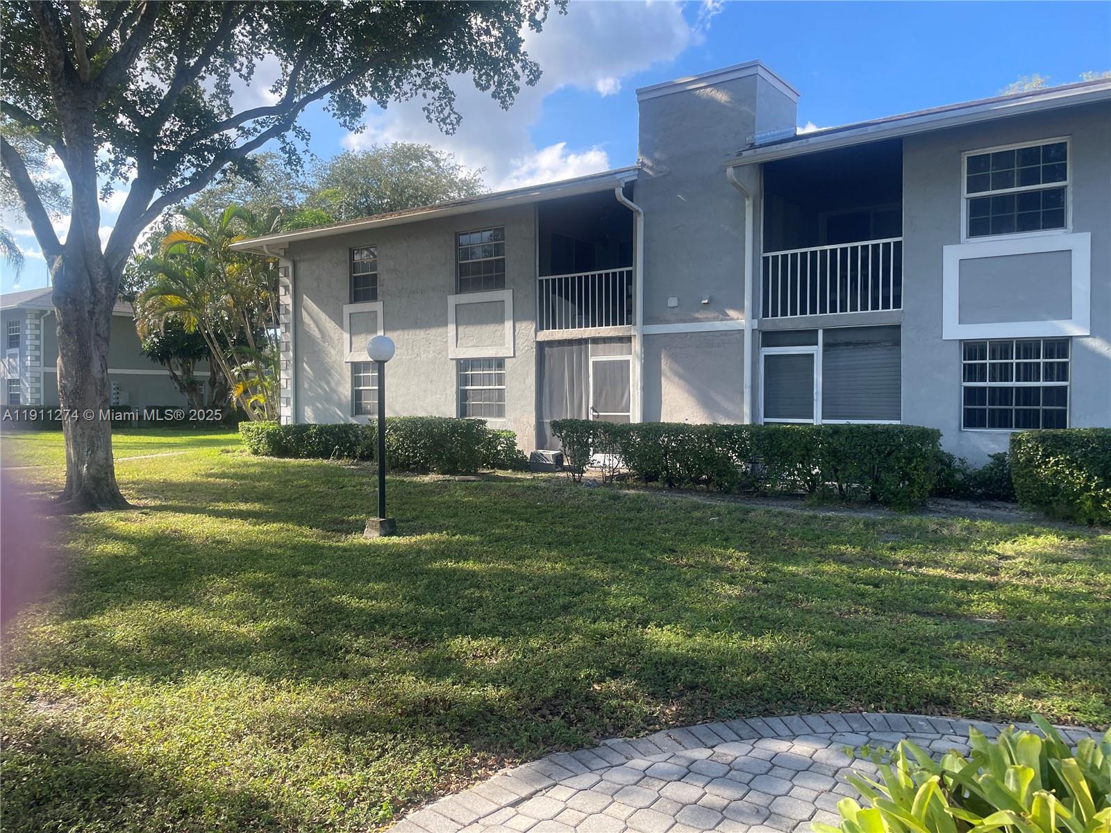 479 NE 210th Cir Ter # 28 Unit: 101-28