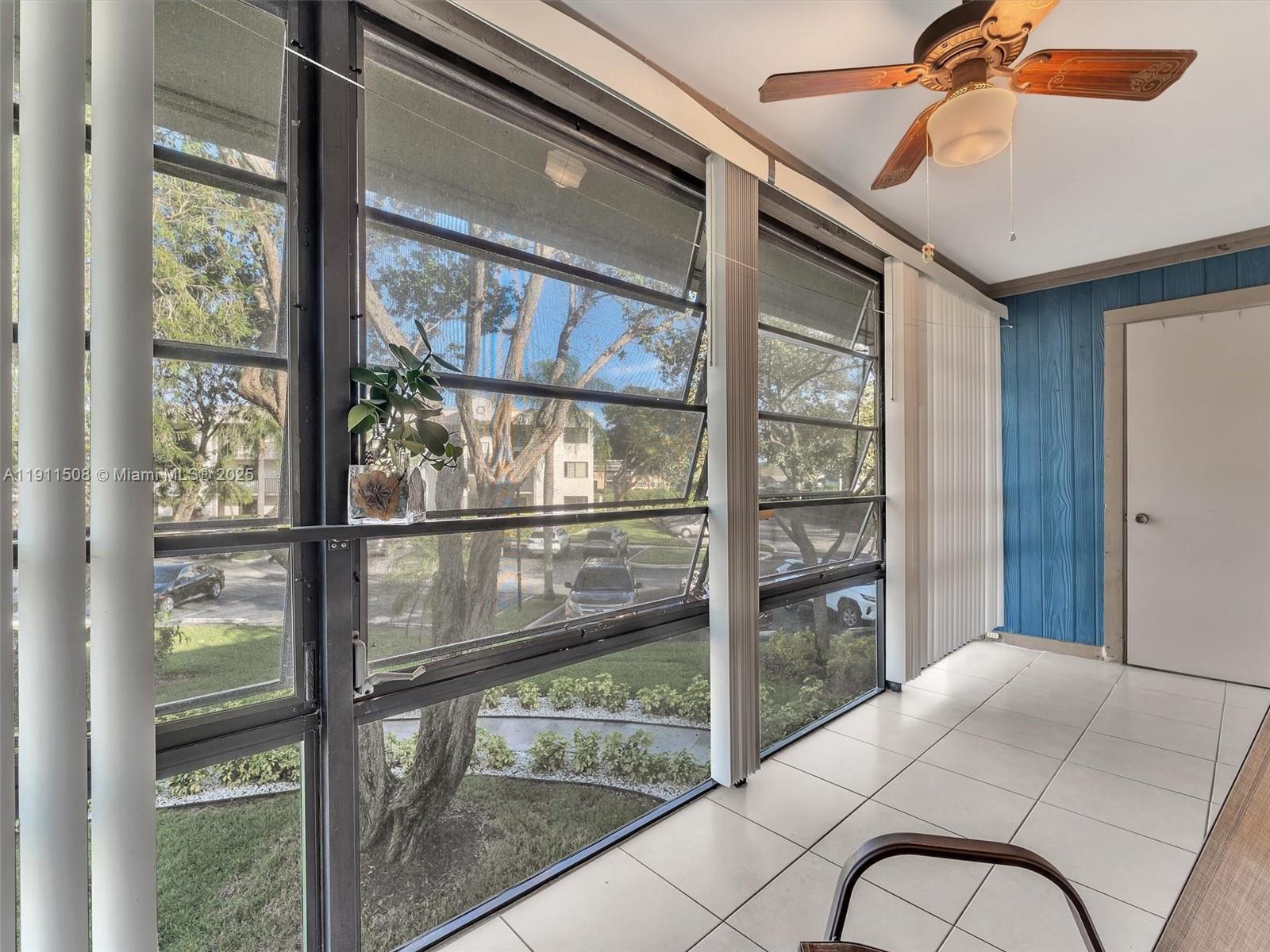 10415 E Clairmont Cir # 212