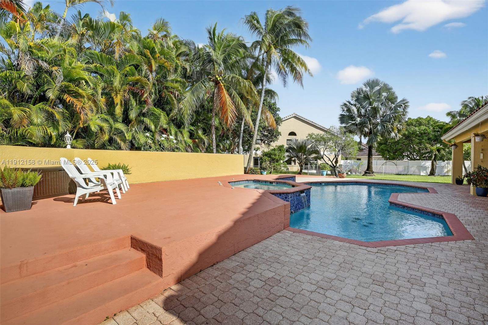 955 NW 197th Ter