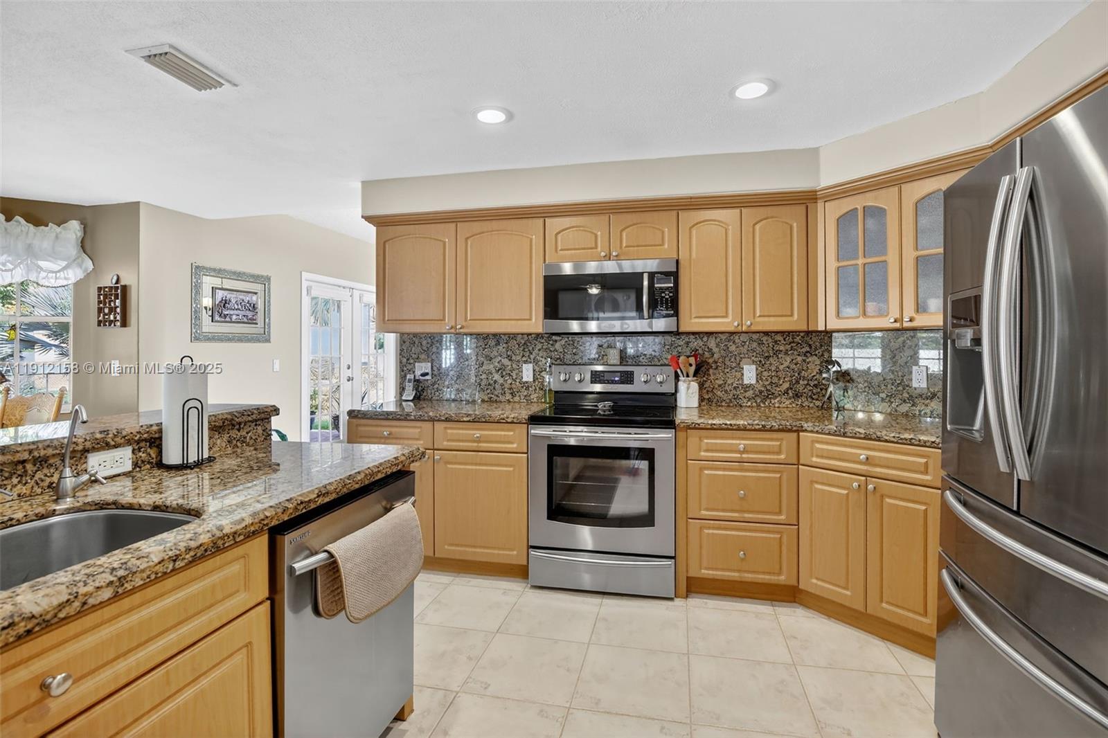 955 NW 197th Ter