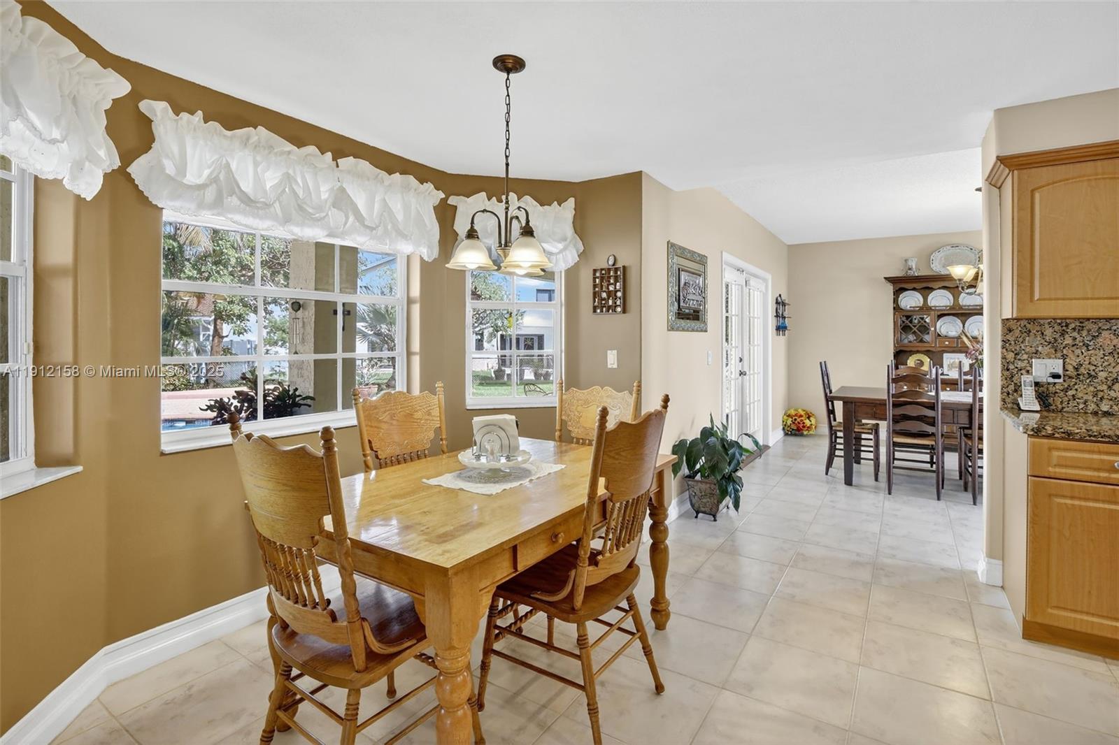 955 NW 197th Ter